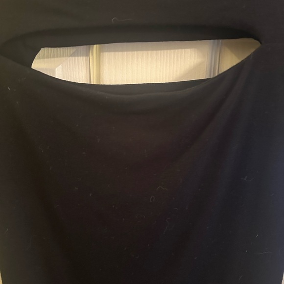 Bailey 44 Long Black Stretch Jersey Keyhole Peekaboo Top Longsleeve Boat Neck Sm - Picture 7 of 8